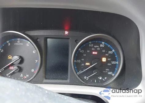 2018 Toyota Rav4 Xle from USA, damaged, VIN JTMWFREV4JJ725193